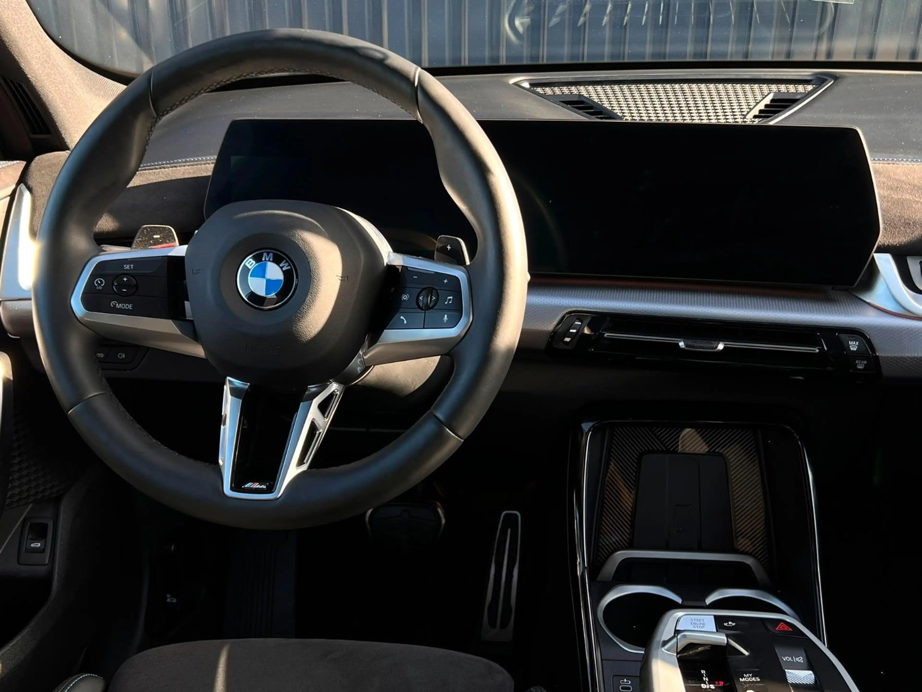 BMW X1 sDrive 18i M SPORT /Kamera/Komfortzu/18"M-Rad — photo 11