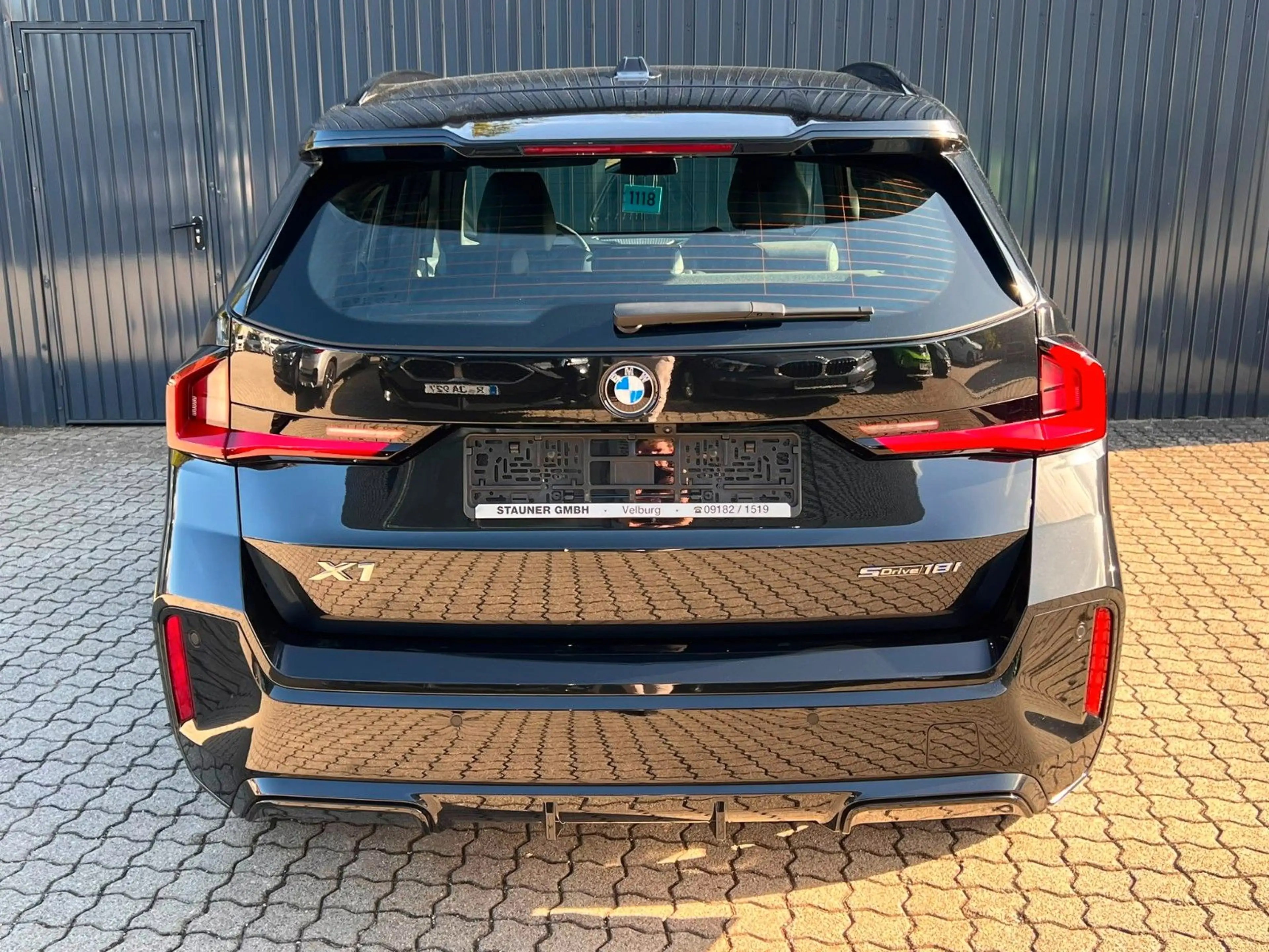 BMW X1 sDrive 18i M SPORT /Kamera/Komfortzu/18"M-Rad — photo 9
