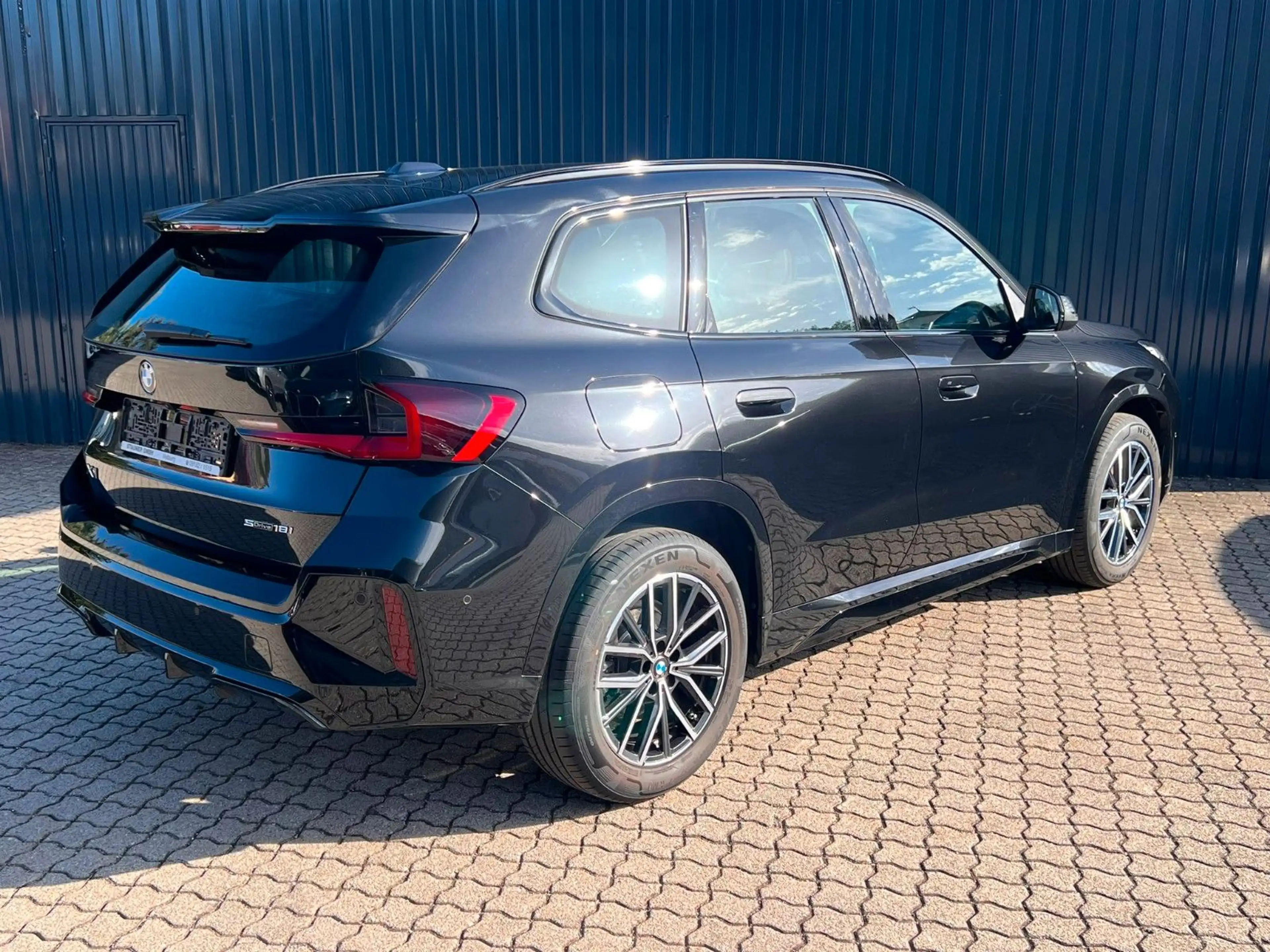 BMW X1 sDrive 18i M SPORT /Kamera/Komfortzu/18"M-Rad — photo 10