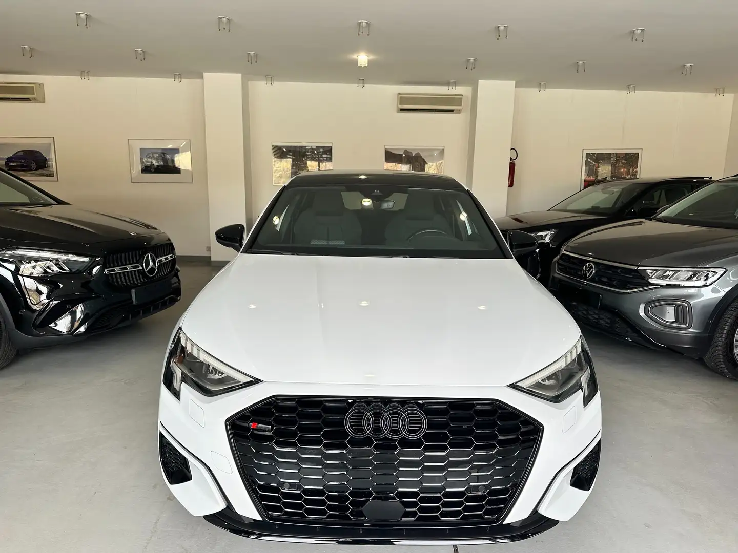 Audi A3 Sportback 1.5 g-tron Identity black *** Bianco - 2