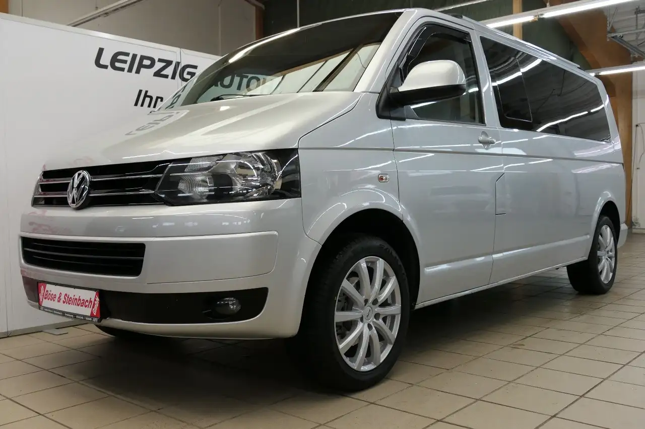 Volkswagen T5 Kombi