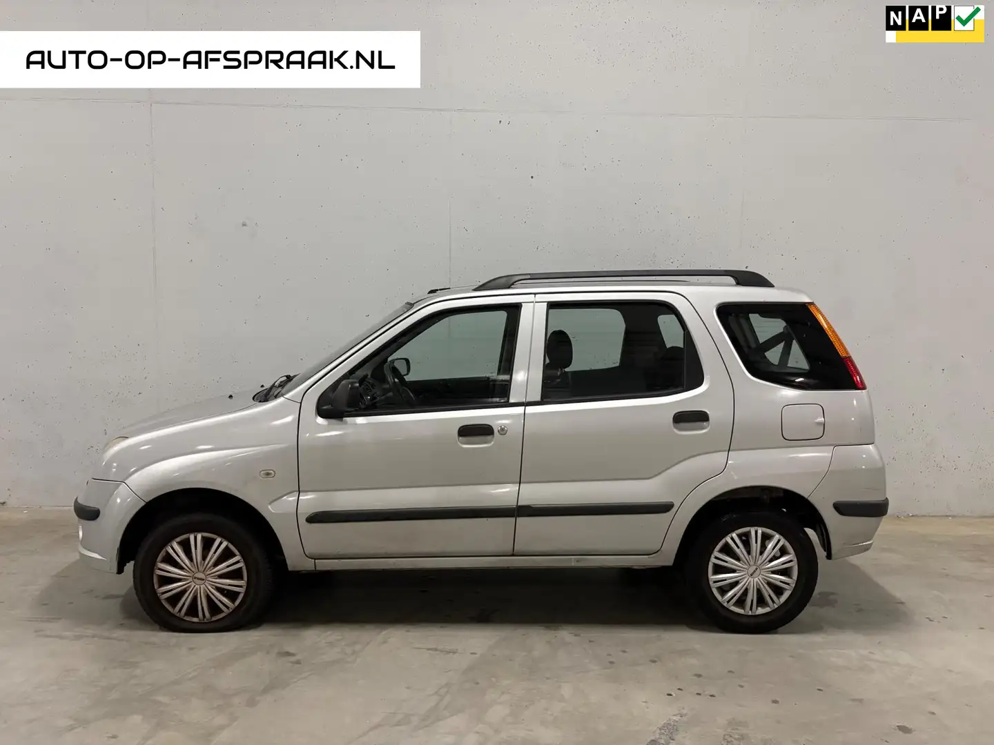 Suzuki Ignis 1.3-16V GLS Airco Trekhaak APK NAP 5drs. Grau - 1