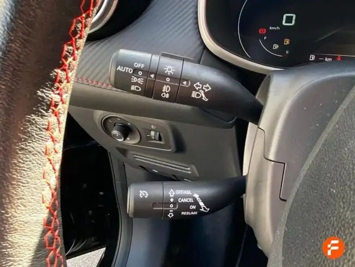 MG ZS 2023, foto 18