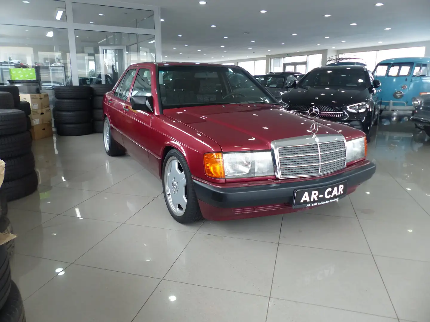 Mercedes-Benz 190 E 1.8 Automatik HU/AU 06/2023 Rojo - 2