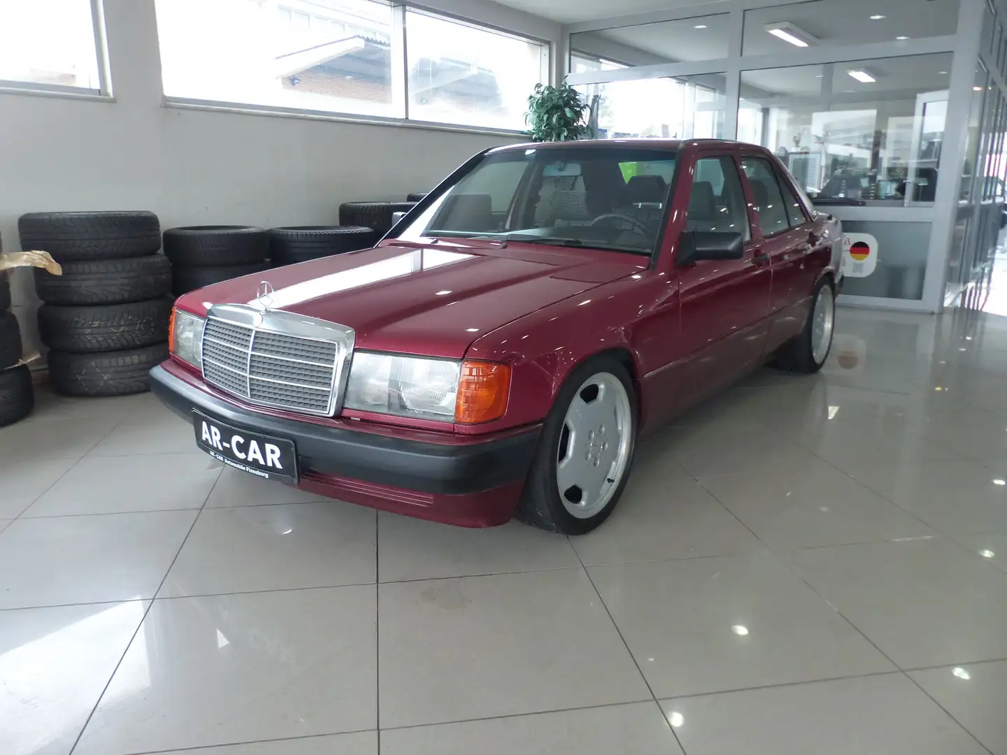 Mercedes-Benz 190 E 1.8 Automatik HU/AU 06/2023 Rojo - 1