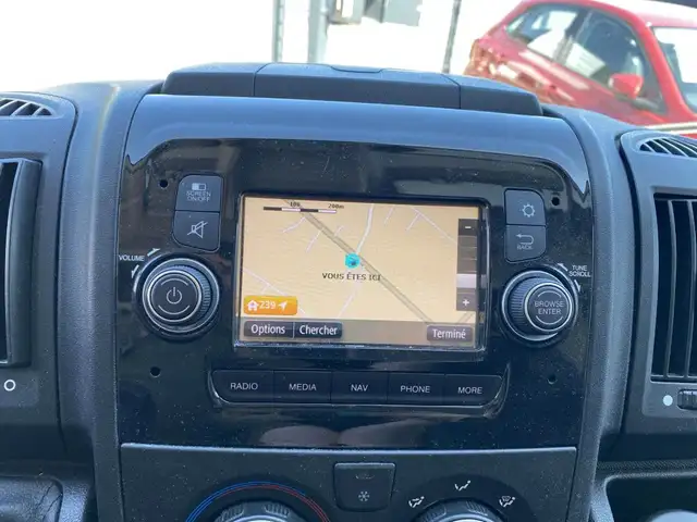 Peugeot Boxer view 9