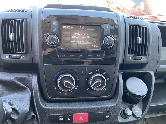 Peugeot Boxer view 7
