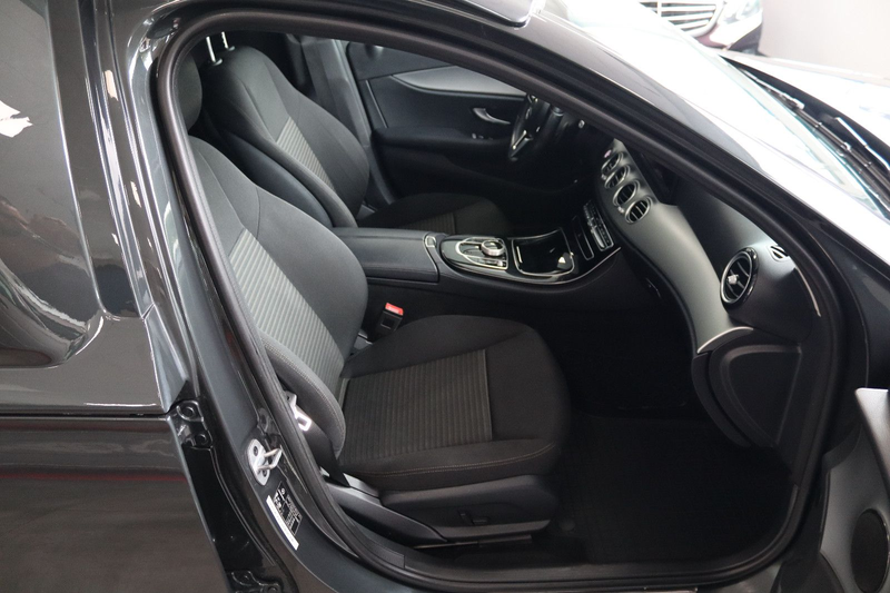 Mercedes-Benz E 220 Kuhlmann Cars Bestattungswagen / Leichenwagen — photo 11