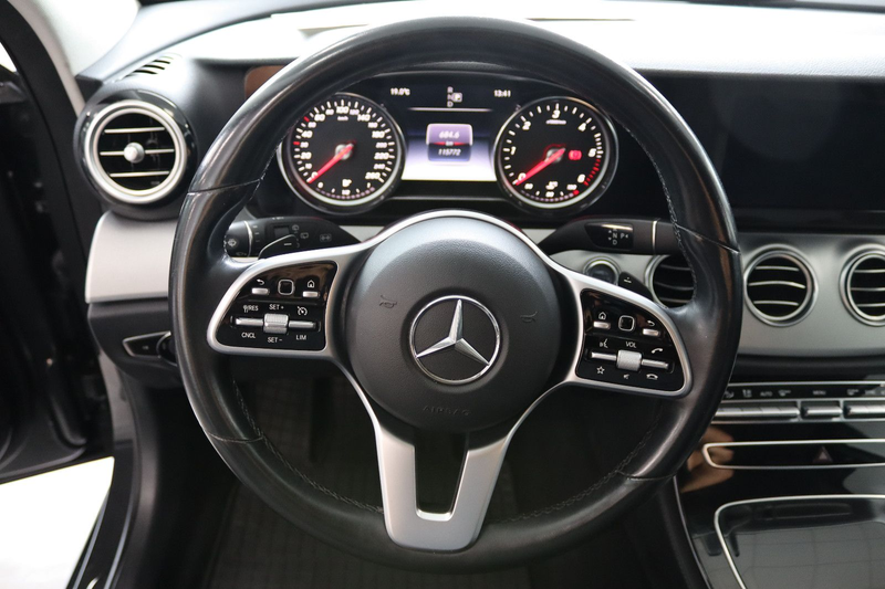 Mercedes-Benz E 220 Kuhlmann Cars Bestattungswagen / Leichenwagen — photo 8