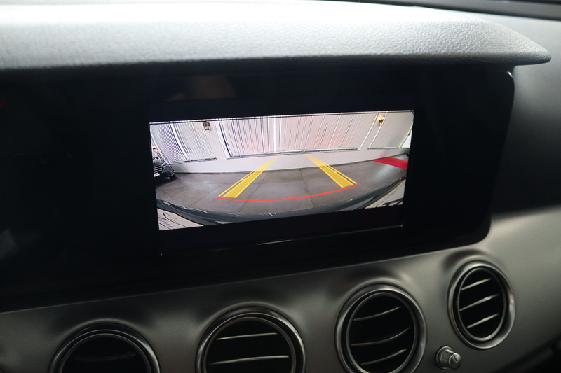 Mercedes-Benz E 220 Kuhlmann Cars Bestattungswagen / Leichenwagen — photo 10