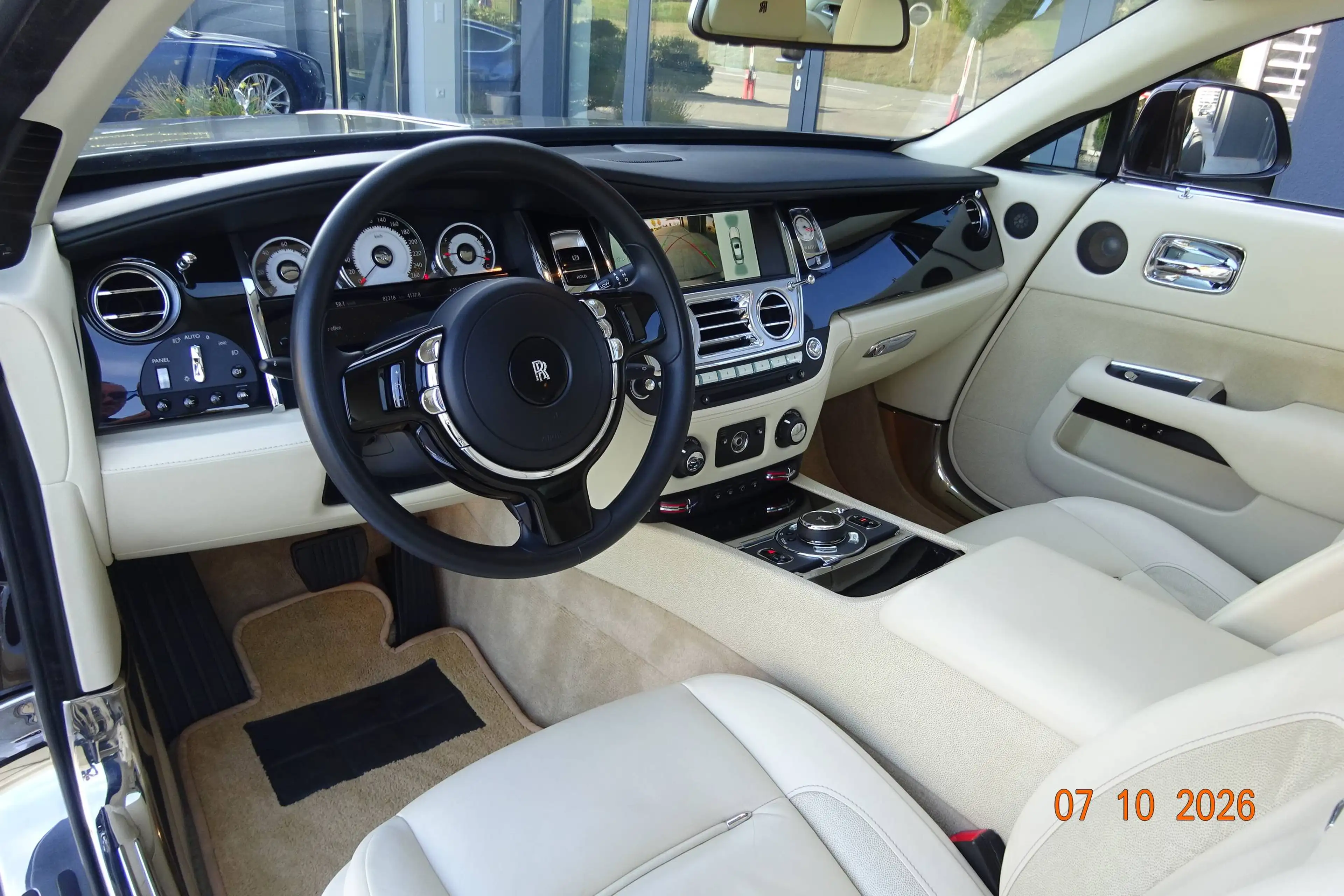 Rolls-Royce Wraith "Toppreis" — photo 8