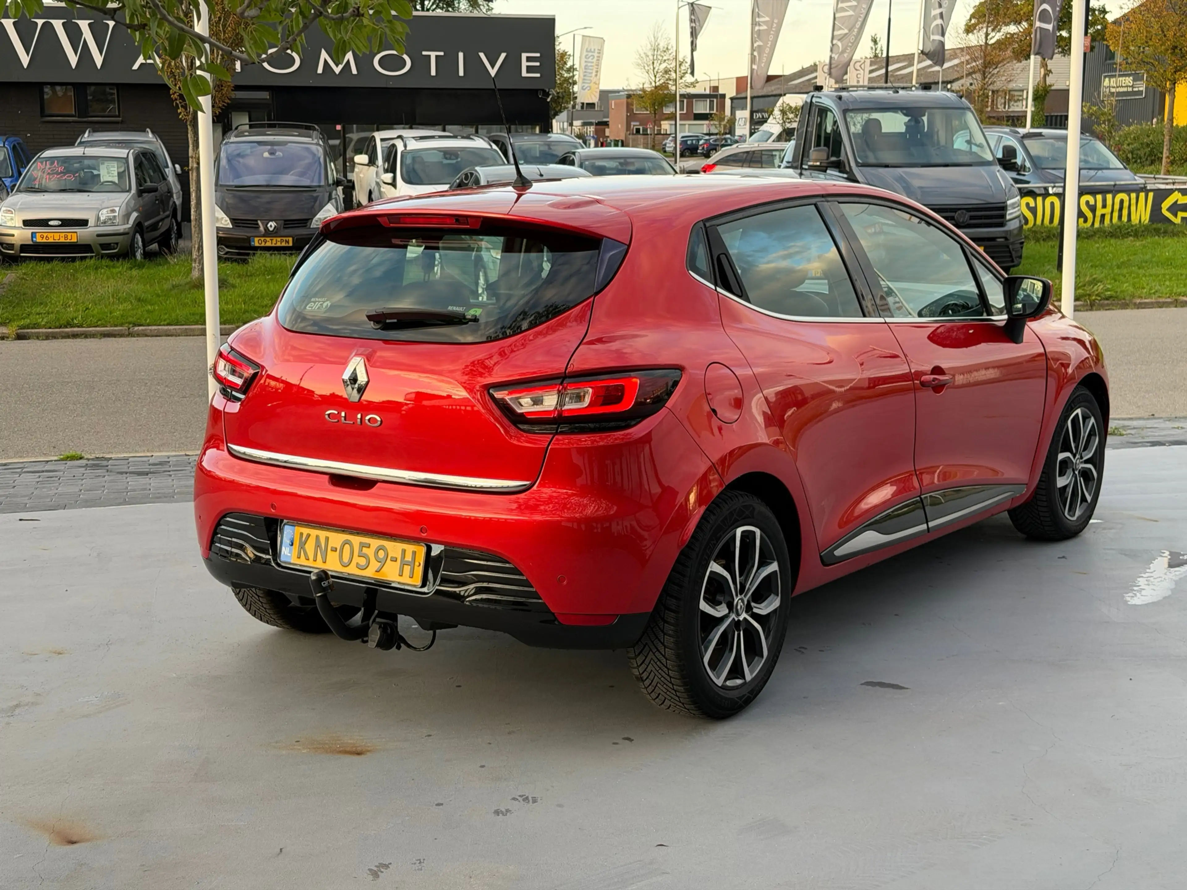 Renault Clio 1.2 TCe Intens/automaat/cruise/Trekhaa/airco/NAP/P — photo 6