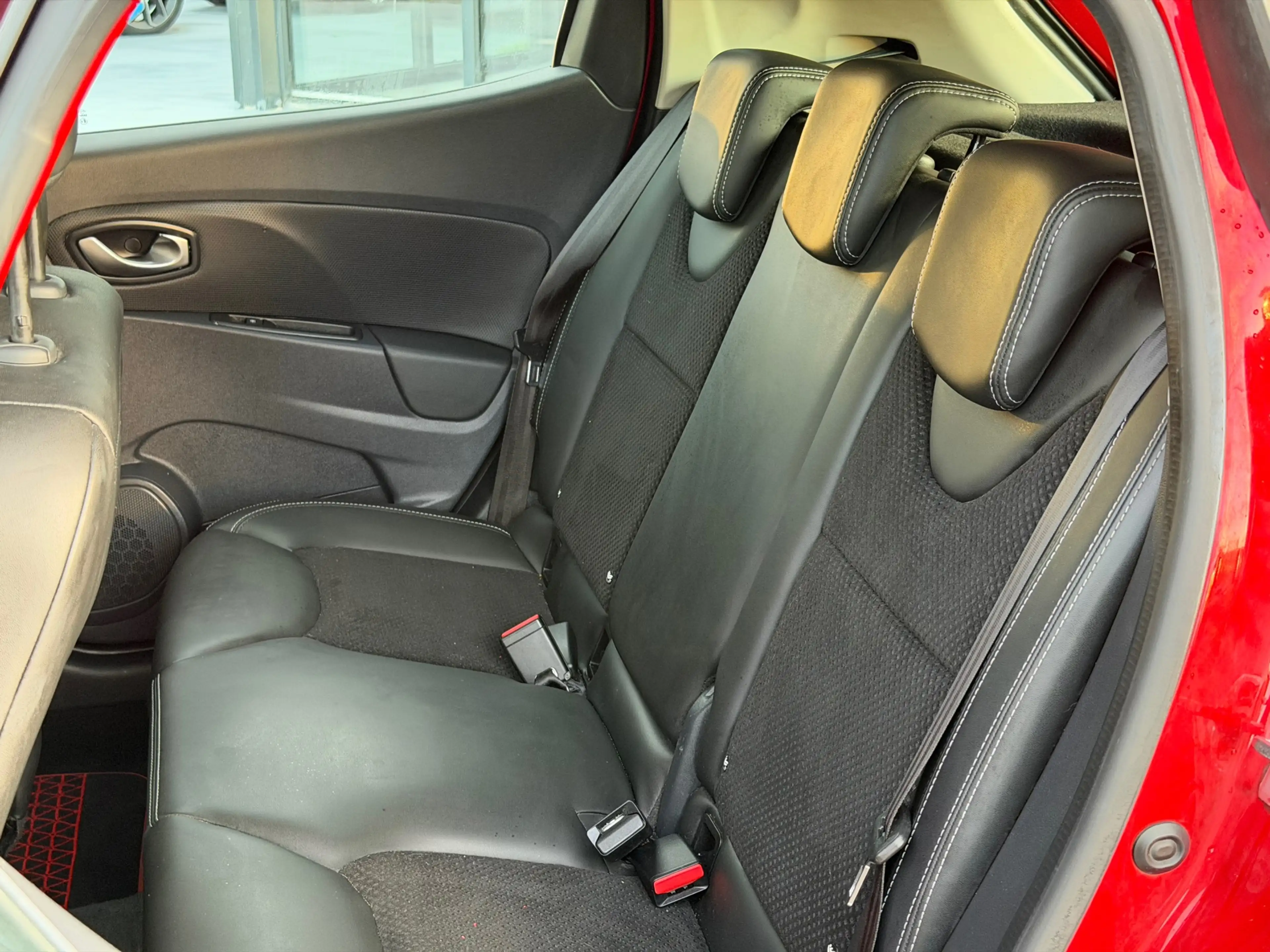 Renault Clio 1.2 TCe Intens/automaat/cruise/Trekhaa/airco/NAP/P — photo 10