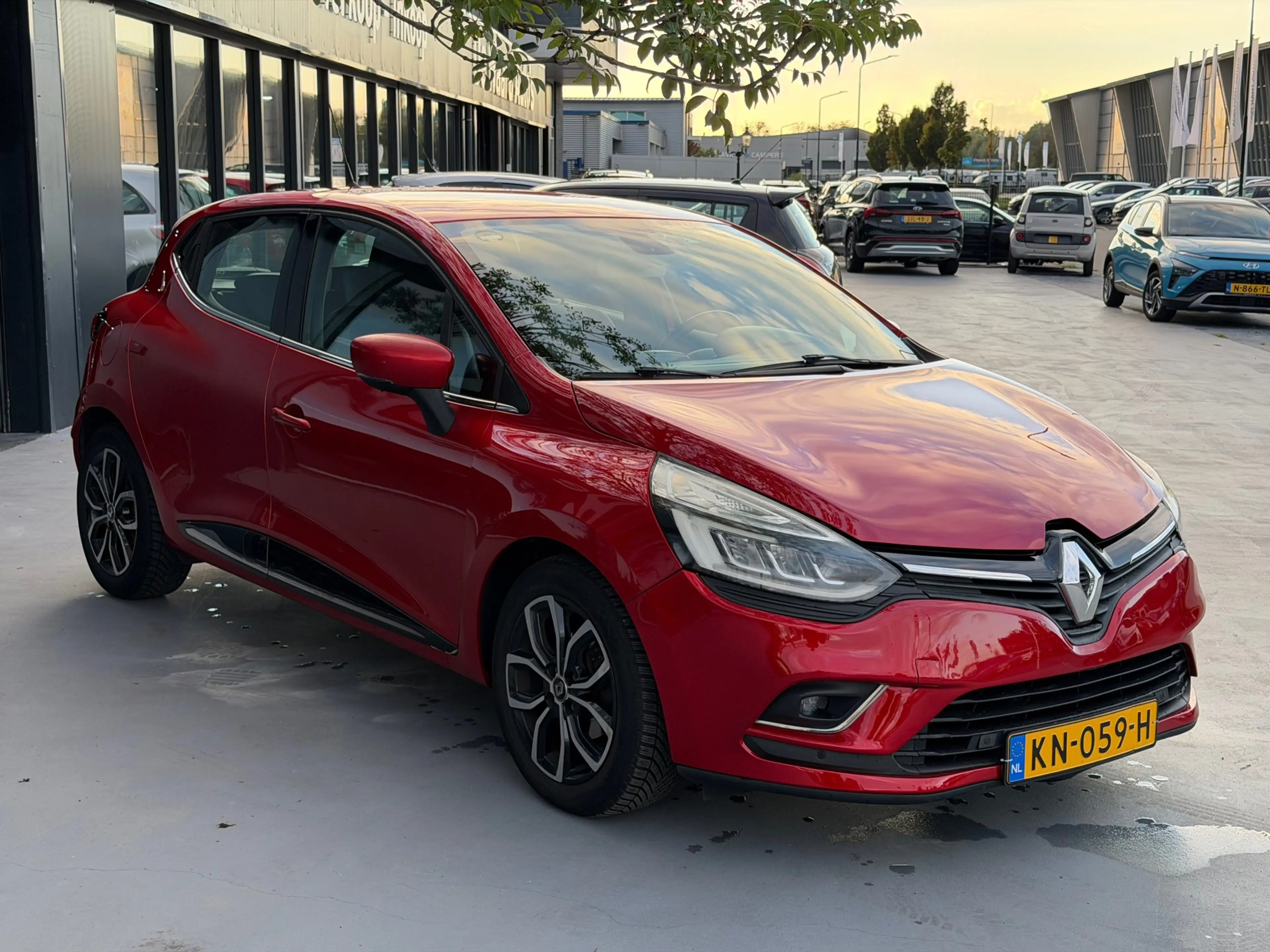 Renault Clio 1.2 TCe Intens/automaat/cruise/Trekhaa/airco/NAP/P — photo 5