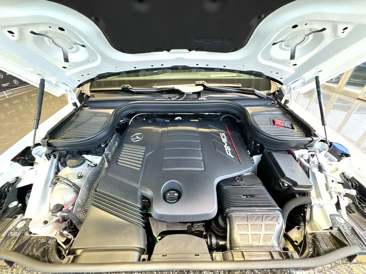 Mercedes-Benz GLE снимка Mercedes-Benz GLE