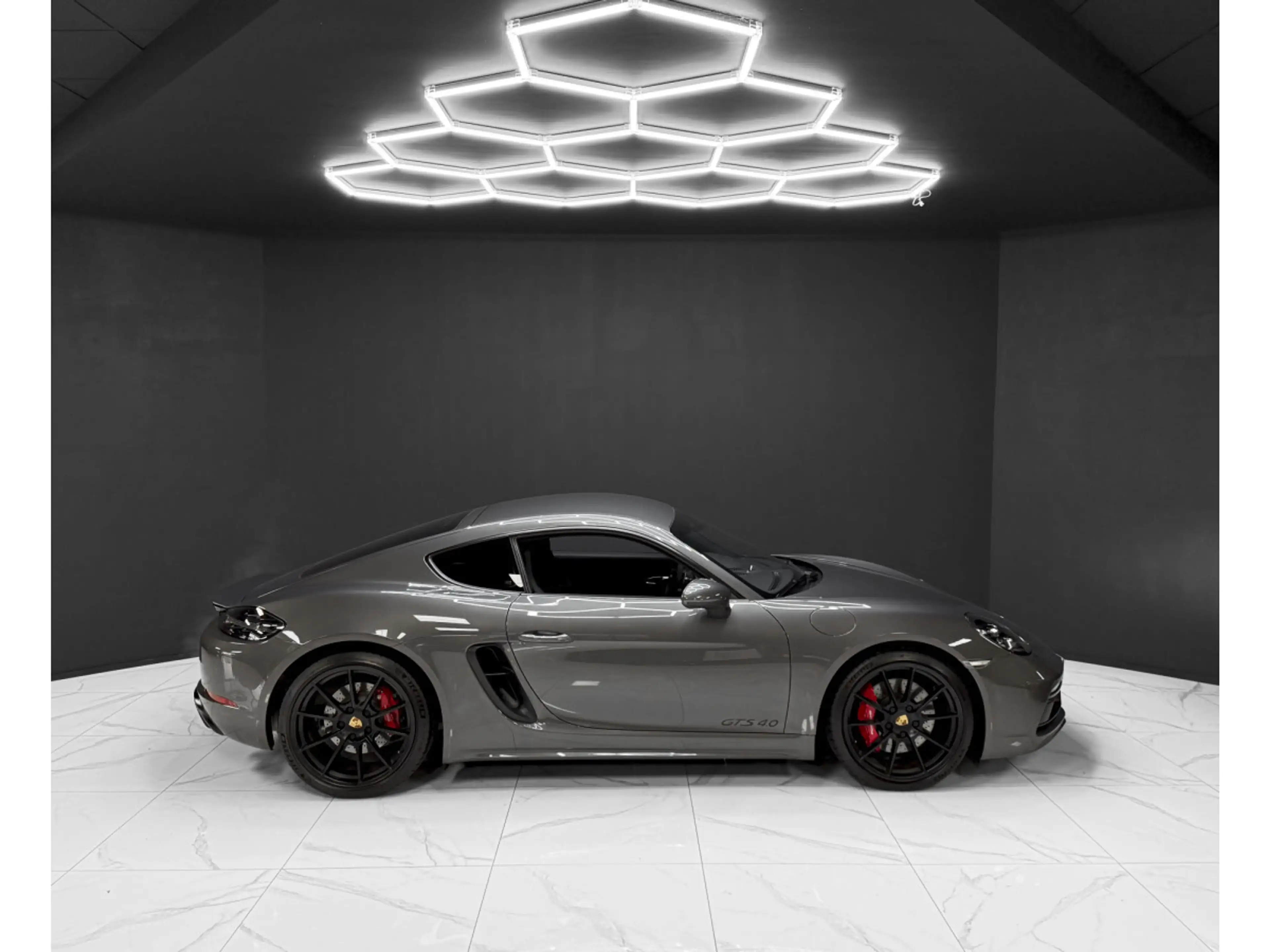Porsche 718 Cayman GTS 4.0 PDK Front PPF — photo 6