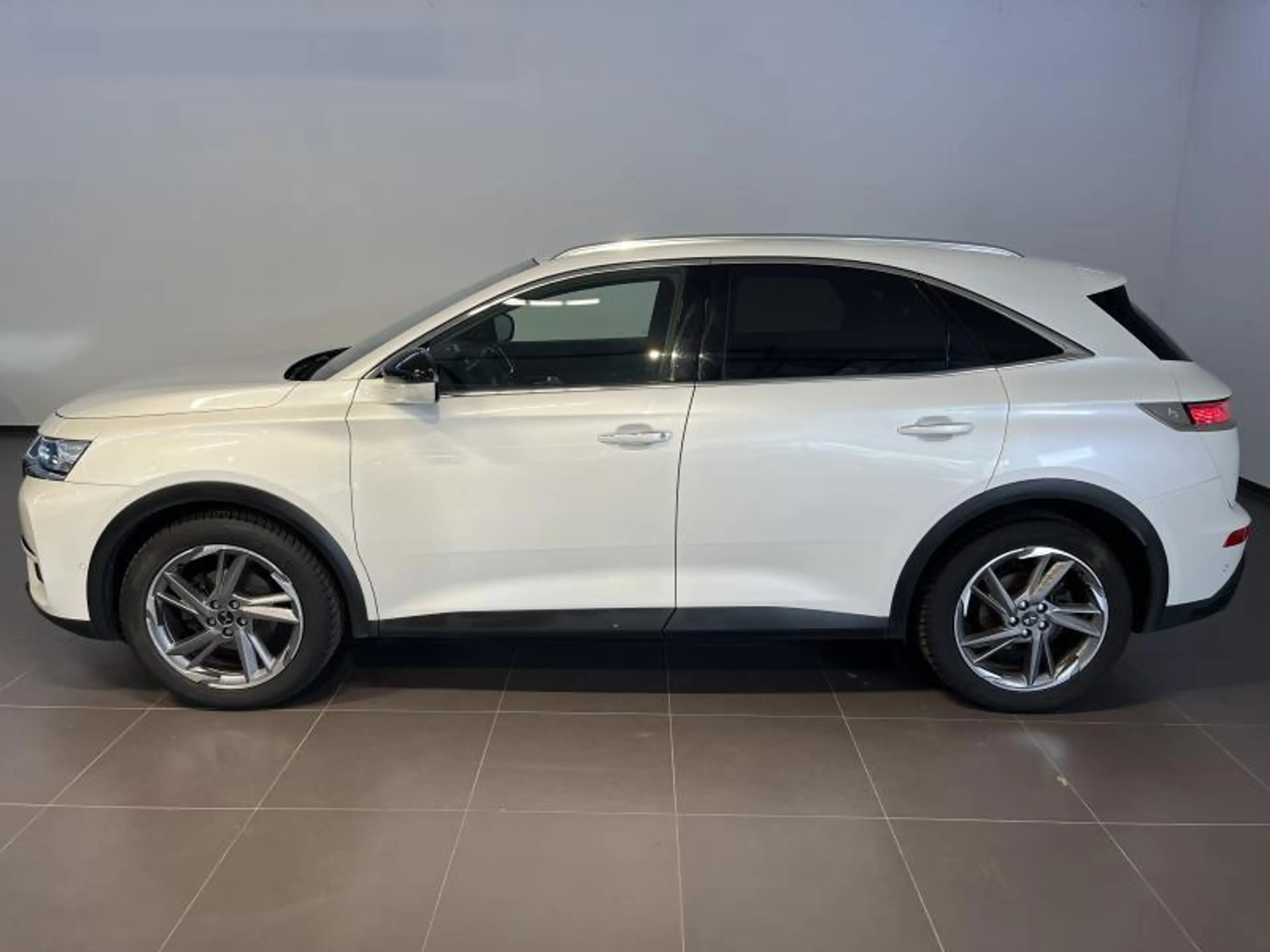DS Automobiles DS 7 Crossback GRAND CHIC — photo 4