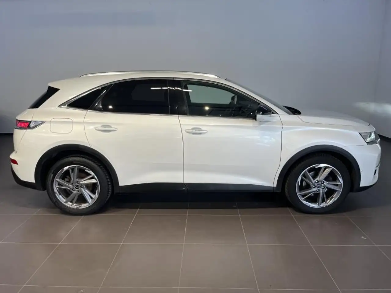 DS Automobiles DS 7 Crossback 2021