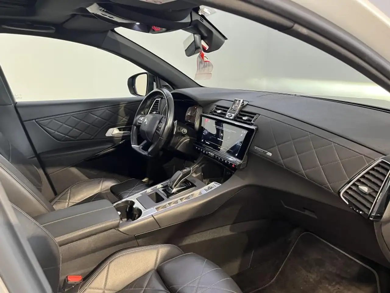 DS Automobiles DS 7 Crossback 2021 — фото 10