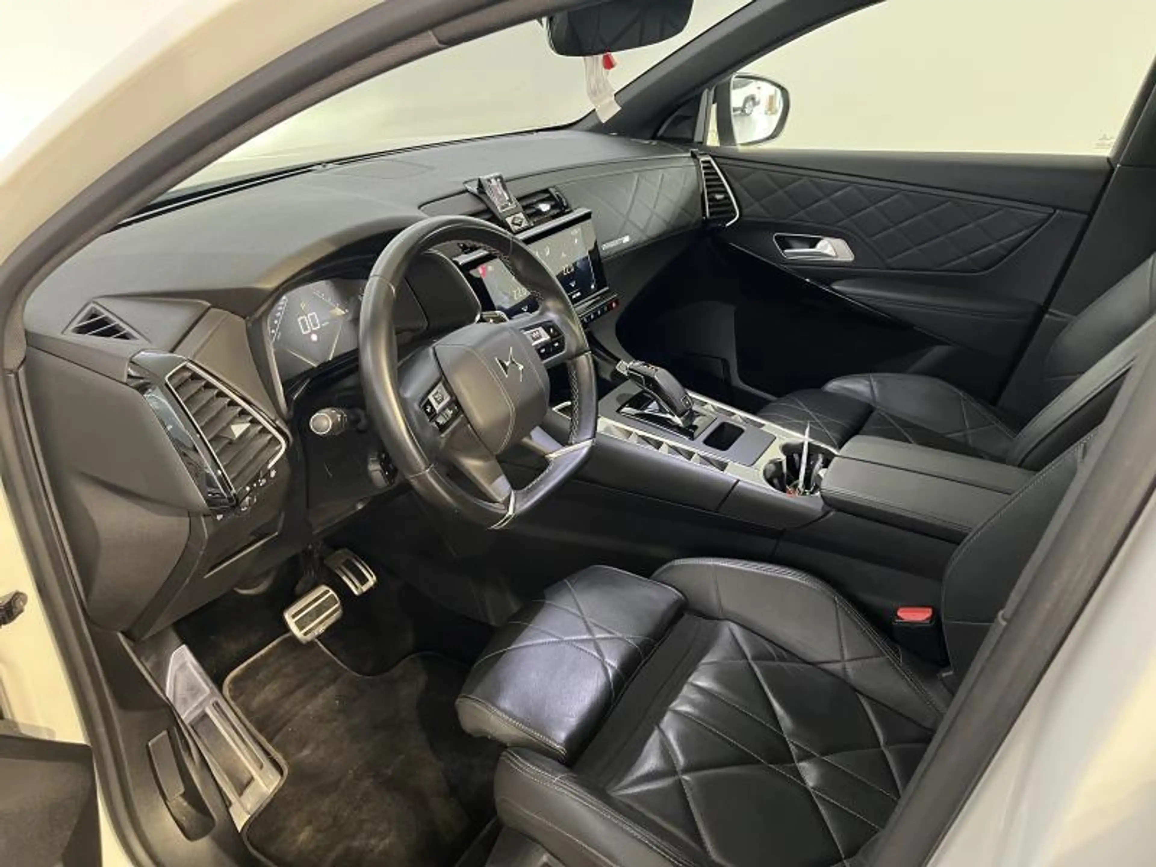 DS Automobiles DS 7 Crossback GRAND CHIC — photo 8