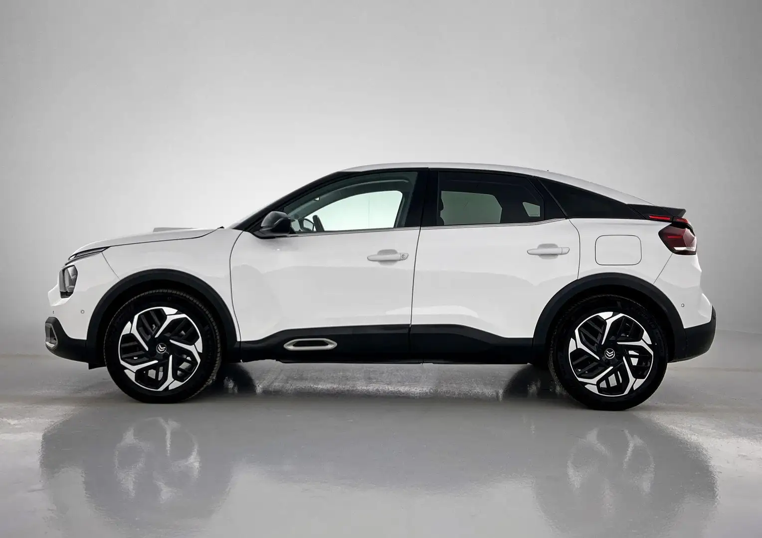 Citroen C4 1.2 130pk aut. Business Plus AD-CRUISE CARPLAY NAV Blanc - 2
