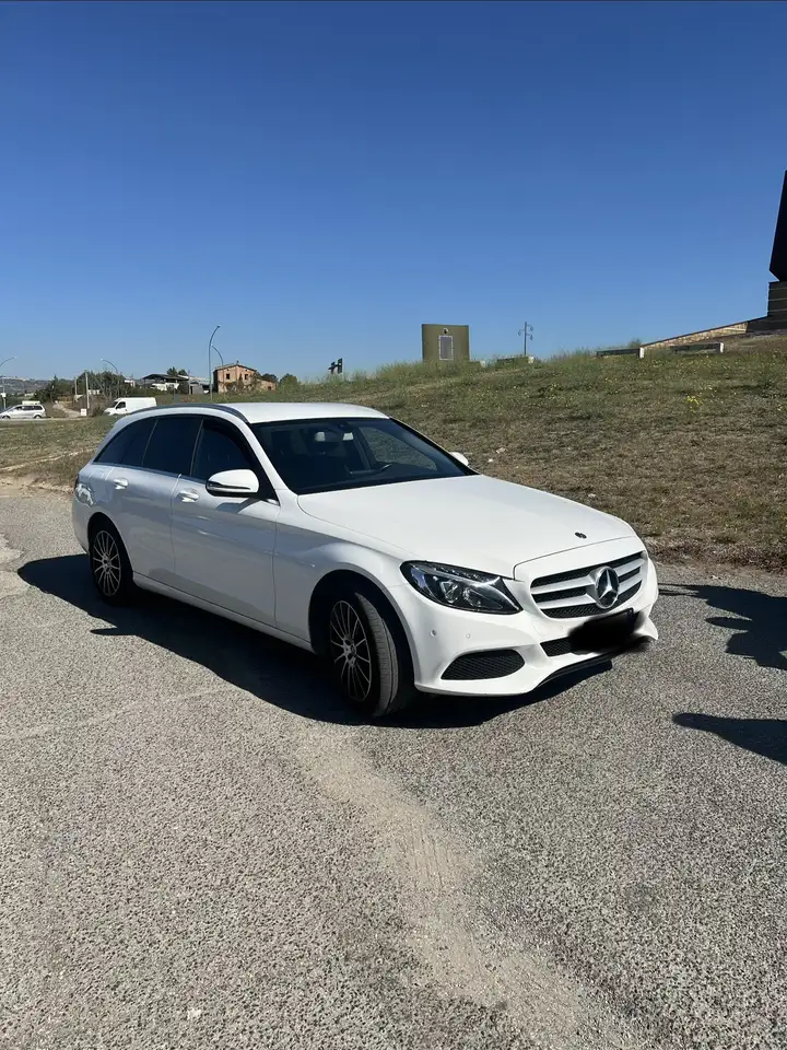 Mercedes-Benz C 220