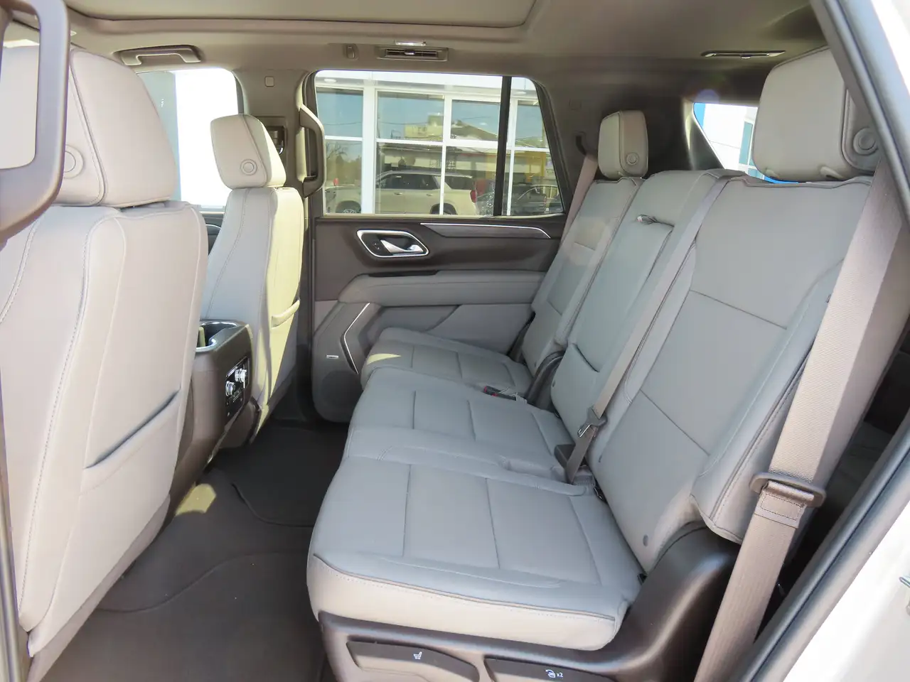 GMC Yukon снимка GMC Yukon