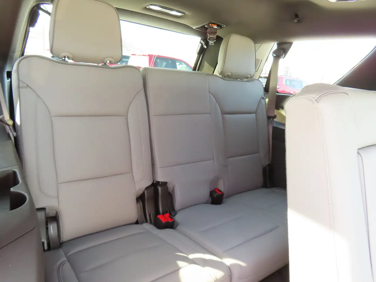 GMC Yukon снимка GMC Yukon