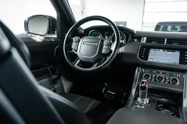 Land Rover Range Rover Sport view 21