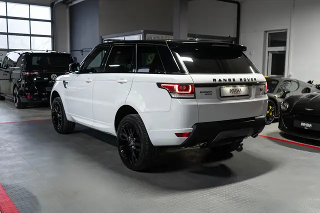 Land Rover Range Rover Sport view 10
