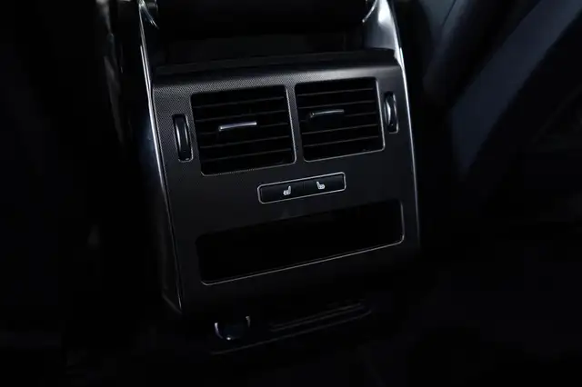 Land Rover Range Rover Sport view 14