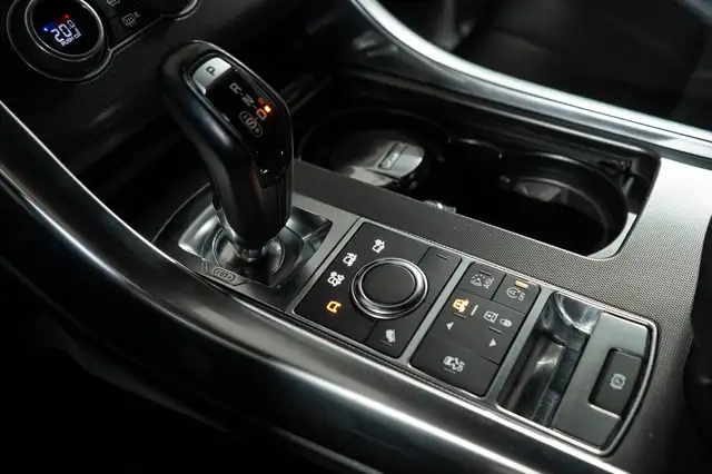 Land Rover Range Rover Sport view 19