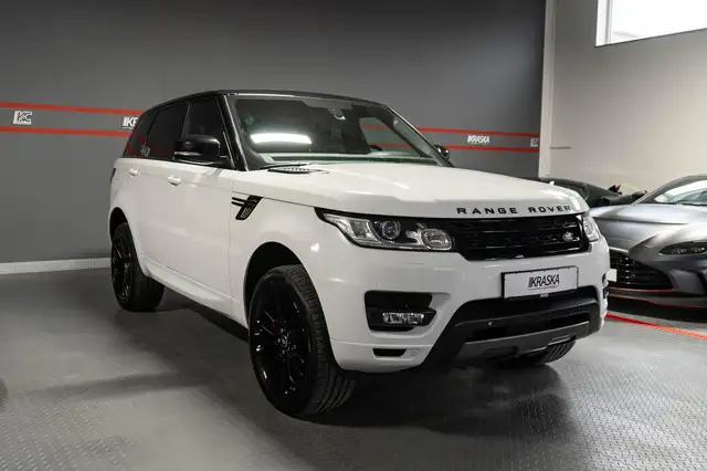 Land Rover Range Rover Sport view 4