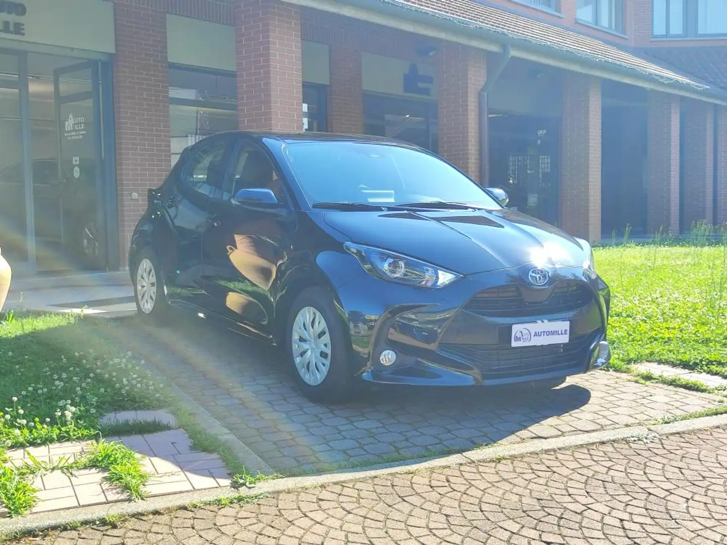Toyota Yaris 1.0 Business Grigio - 2