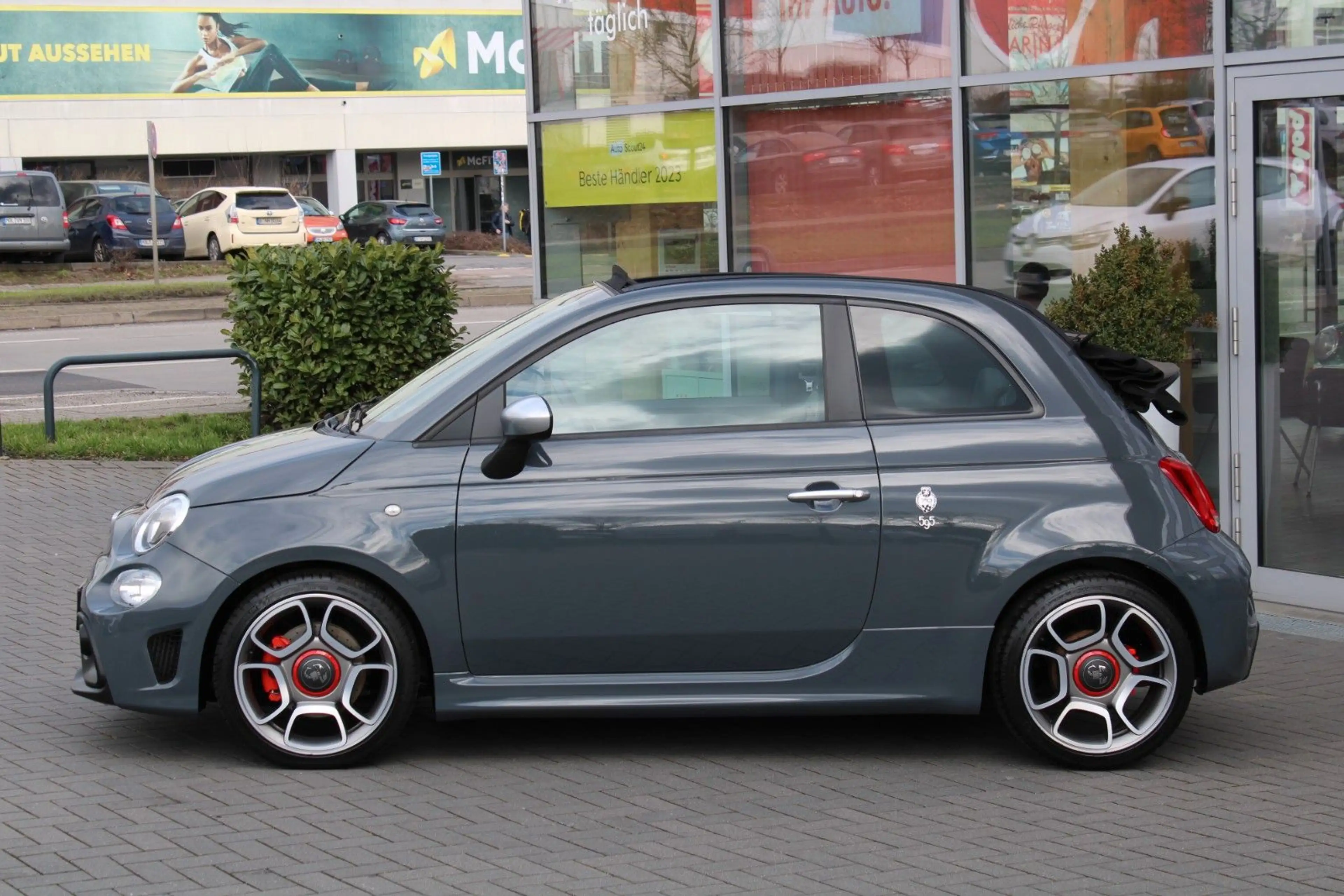 Abarth 595C Cabrio Turismo Leder Navi DAB PTS — photo 4