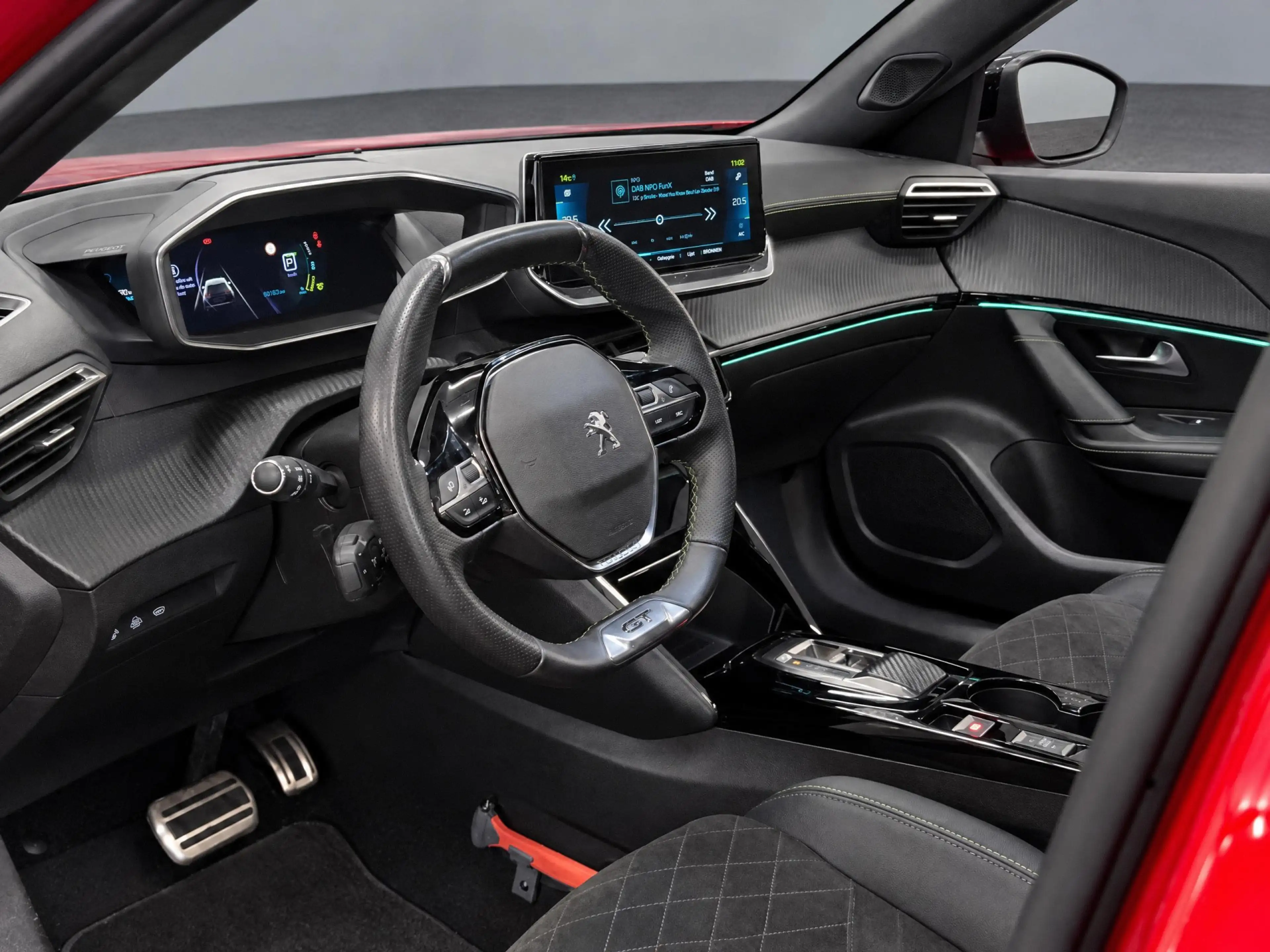 Peugeot e-2008 EV GT Pack 50 kWh | Alcantara | Schuifdak | Stoelv — photo 8