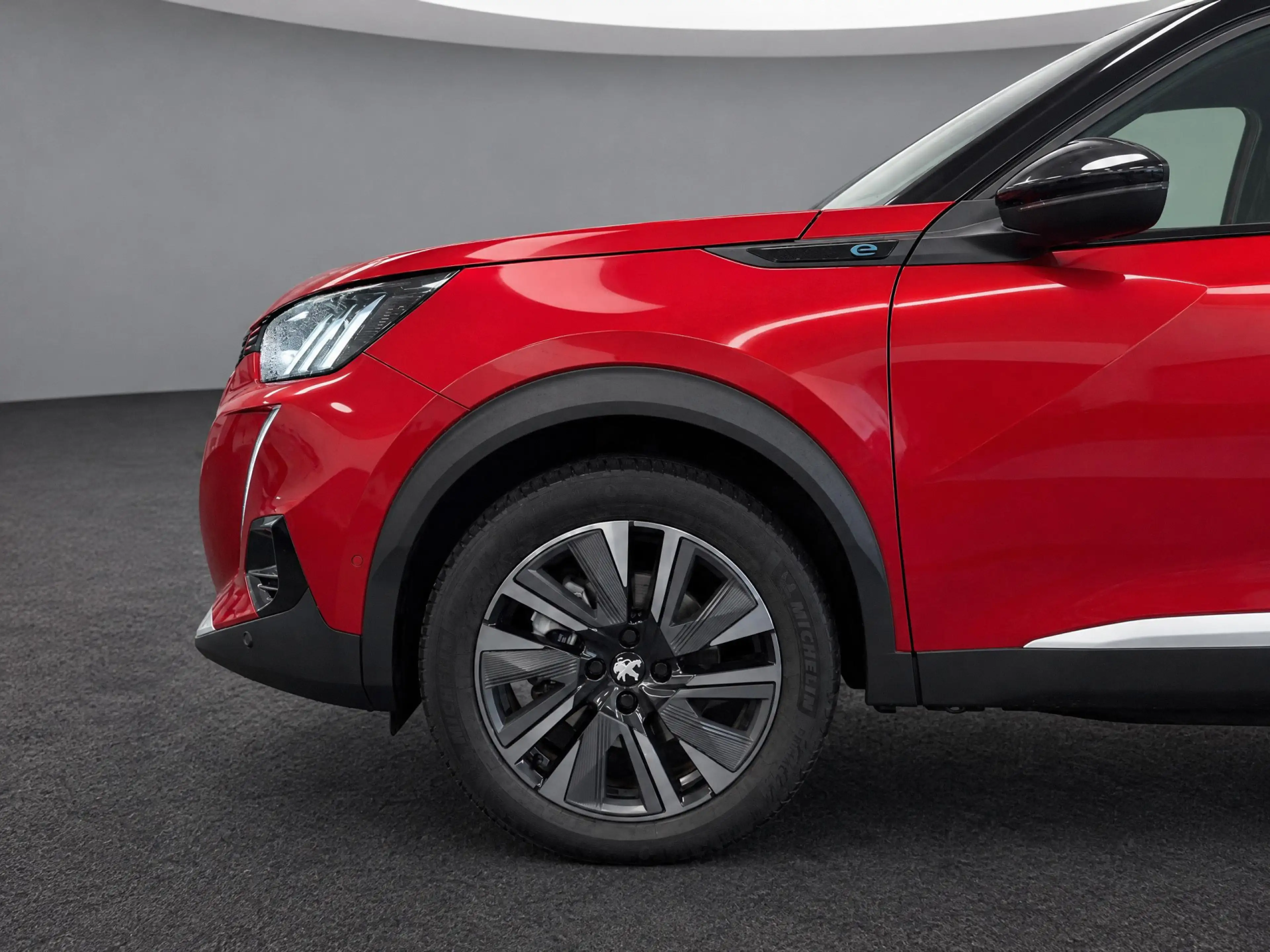 Peugeot e-2008 EV GT Pack 50 kWh | Alcantara | Schuifdak | Stoelv — photo 6