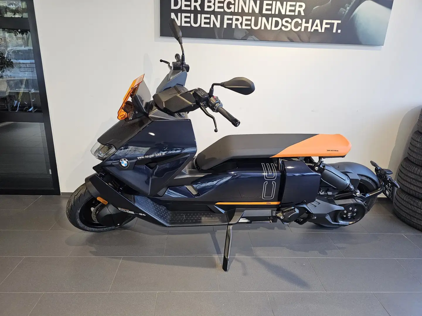 BMW CE 04 CE04 Blau - 1