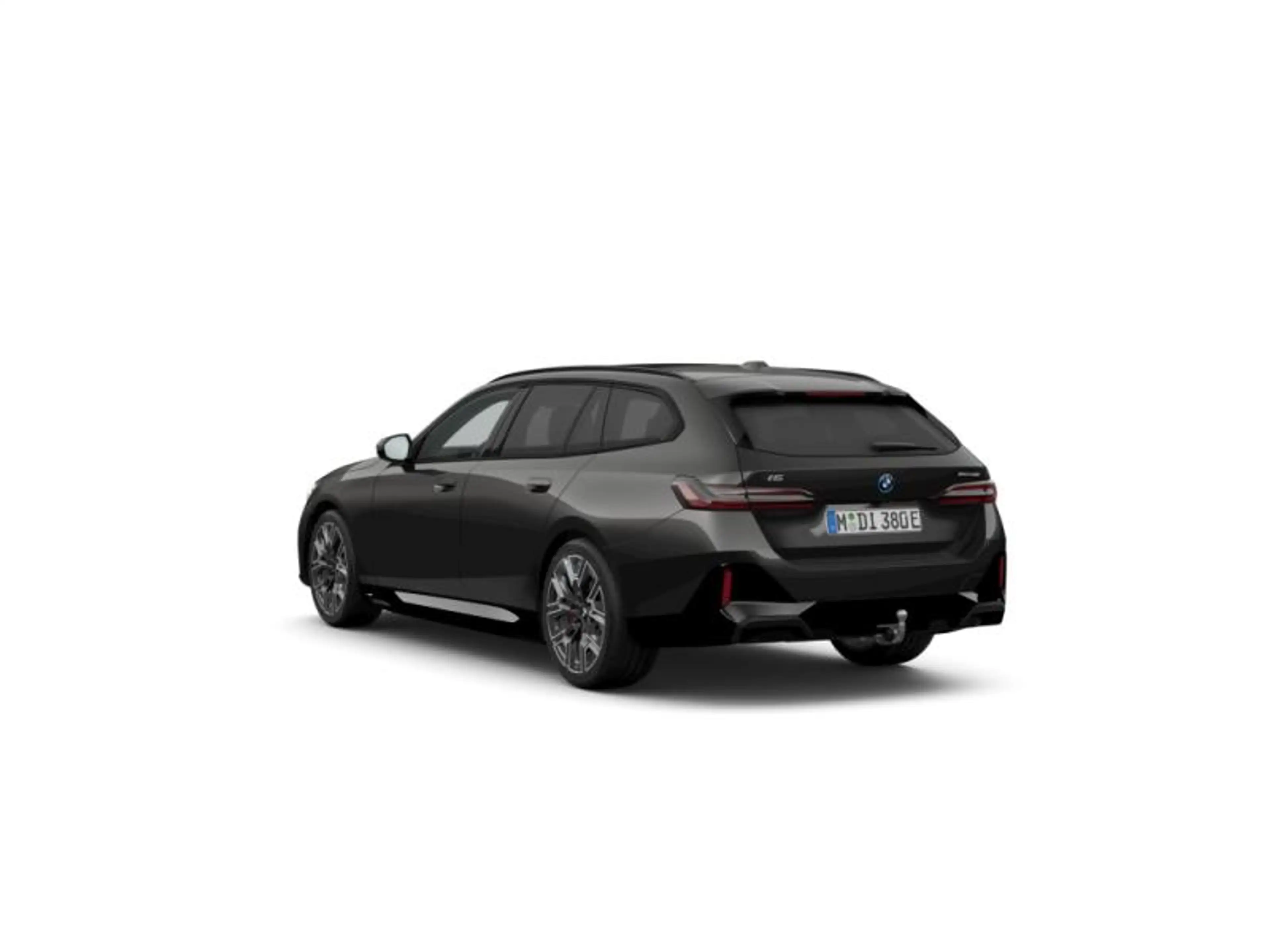 BMW i5 Touring — photo 5