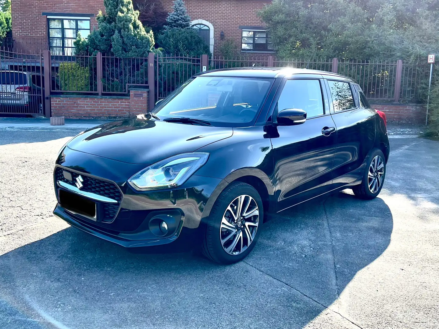 Suzuki Swift Hybrid - FULL OPTION - garantie 5 ans Negru - 1