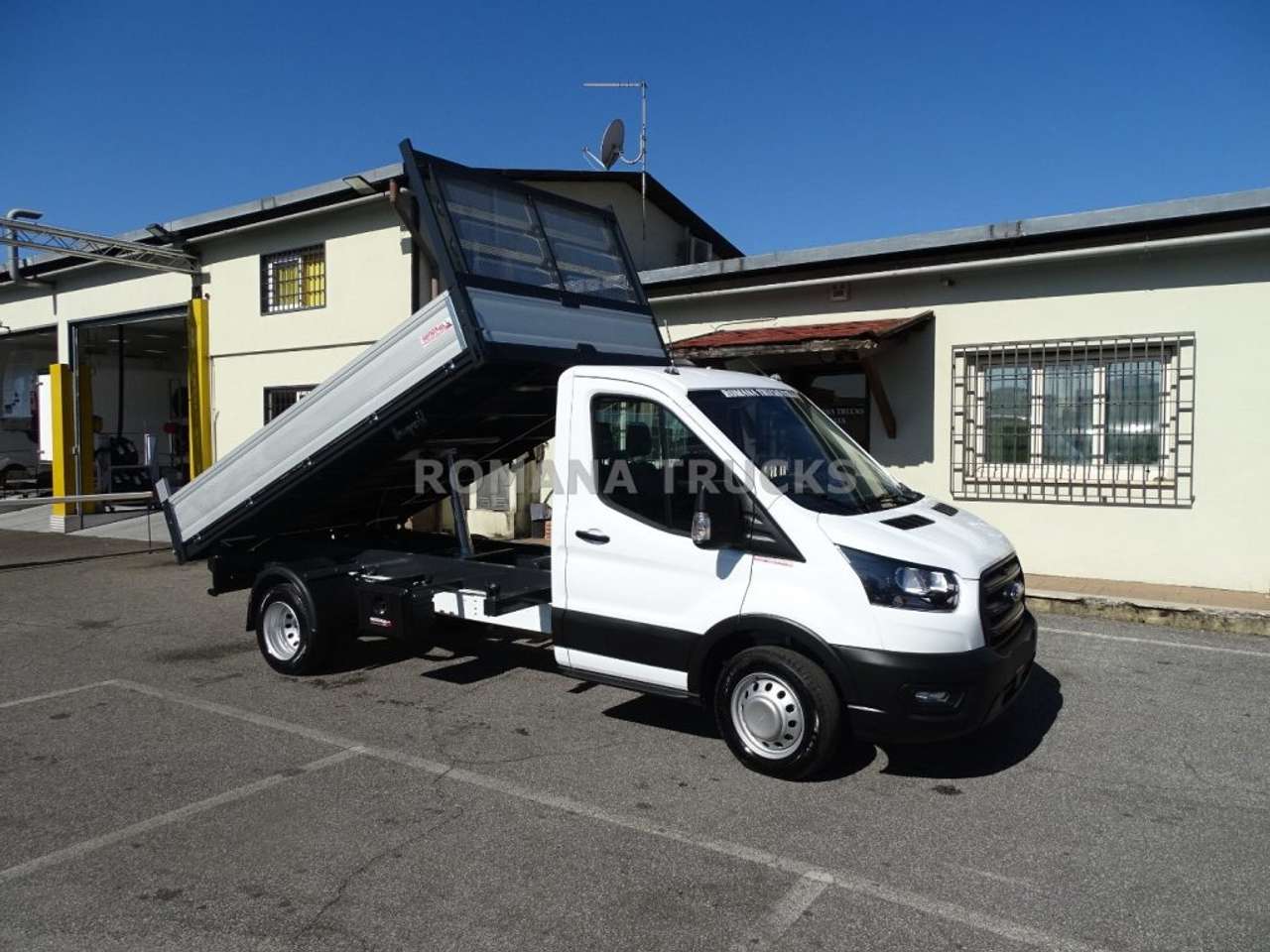 Ford Transit 130CV CASSONE RIBALTABILE RUOTA GEMELLARE