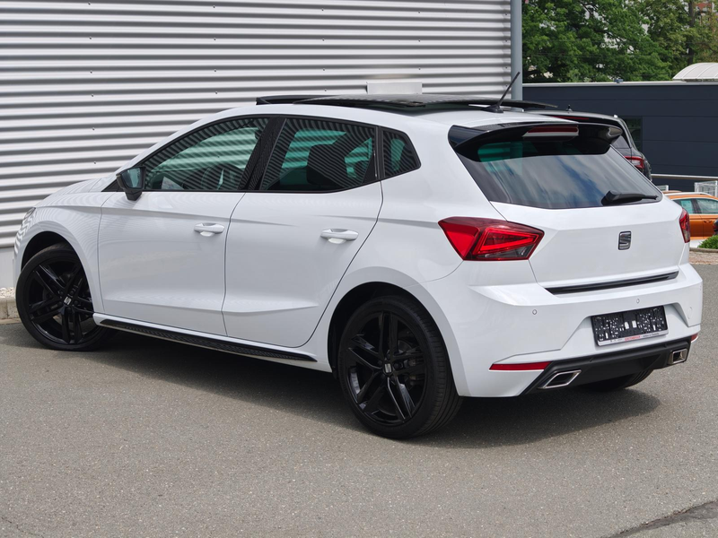 SEAT Ibiza FR Black Edition 1.5TSI DSG ACC/NAVI/PANO — photo 6