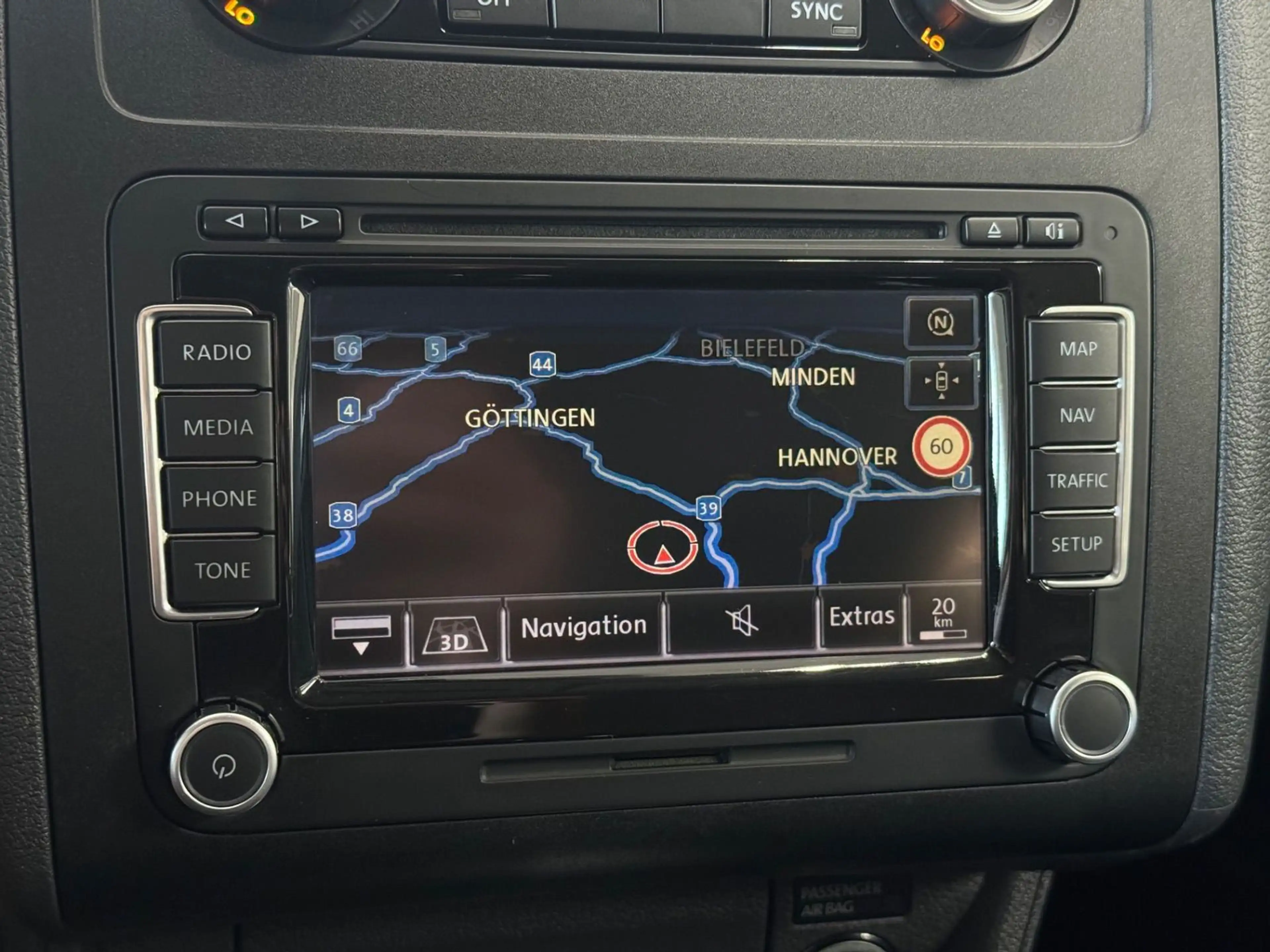 Volkswagen Caddy Maxi DSG Highline Rollstuhlgerecht-Rampe — photo 11
