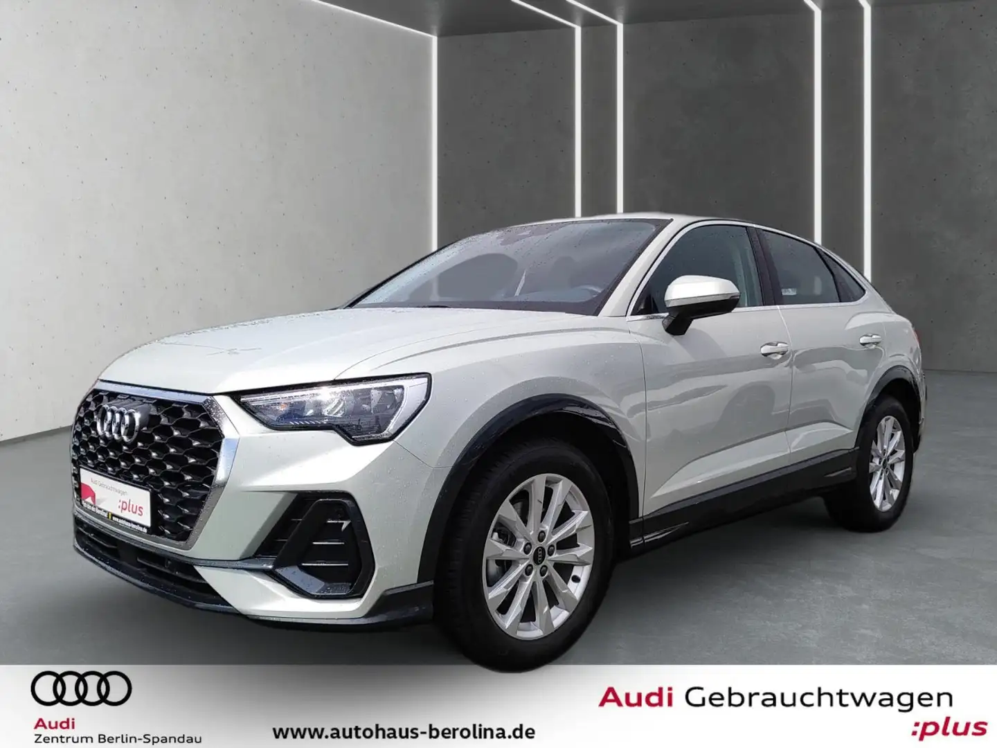 Audi Q3 35 TFSI S tronic *AHK*NAV+*GRA*SHZ* Argent - 2