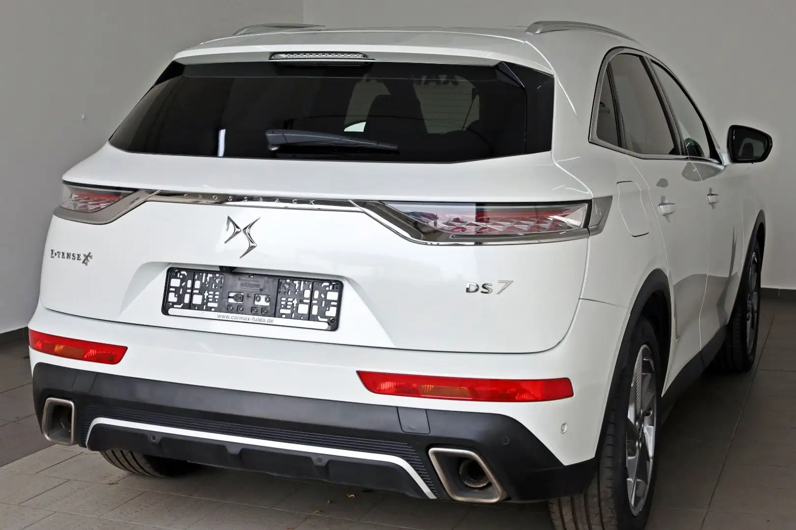 DS Automobiles DS 7 Crossback E-Tense 4x4 300 Opera Night Vision Weiß - 2