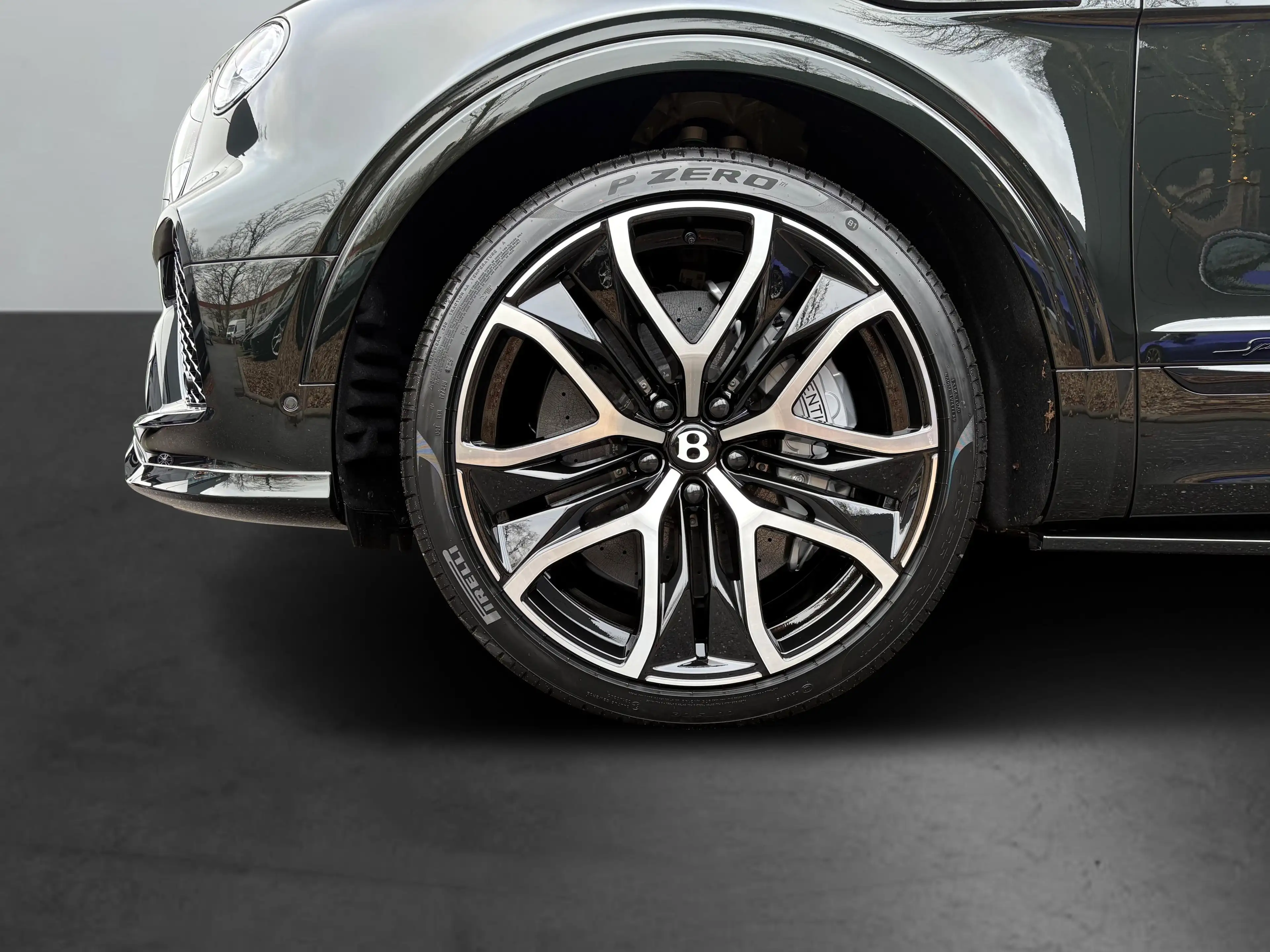Bentley Bentayga Speed V8 *MidnightEmerald*MY2026* — photo 8