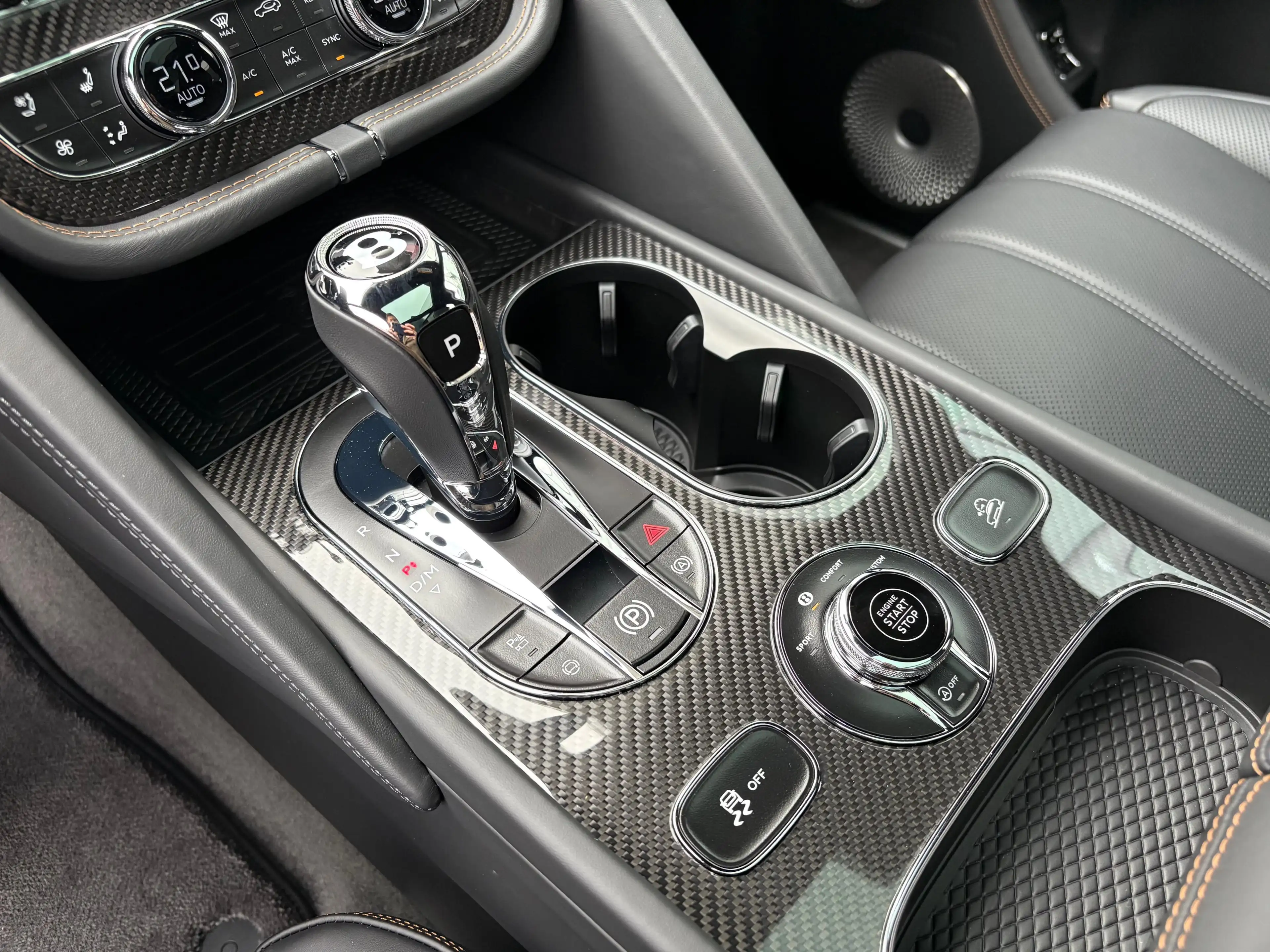 Bentley Bentayga Speed V8 *MidnightEmerald*MY2026* — photo 14