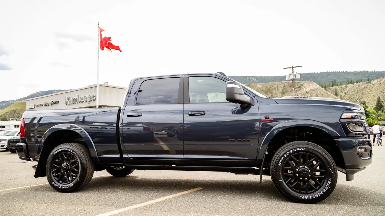 RAM 3500 снимка RAM 3500