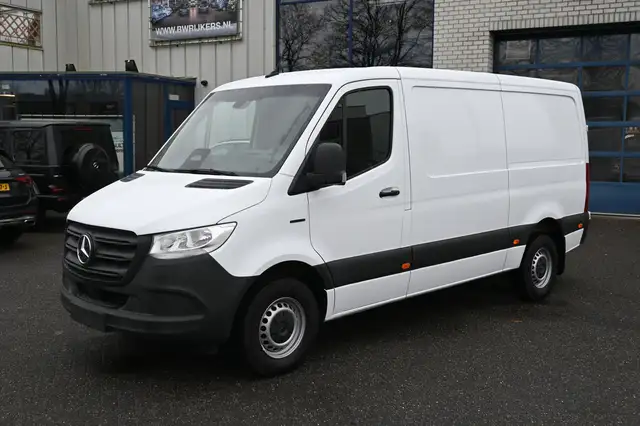Mercedes-Benz eSprinter 314 L2h1 Pro 81kWh Snellader, Leder stuu