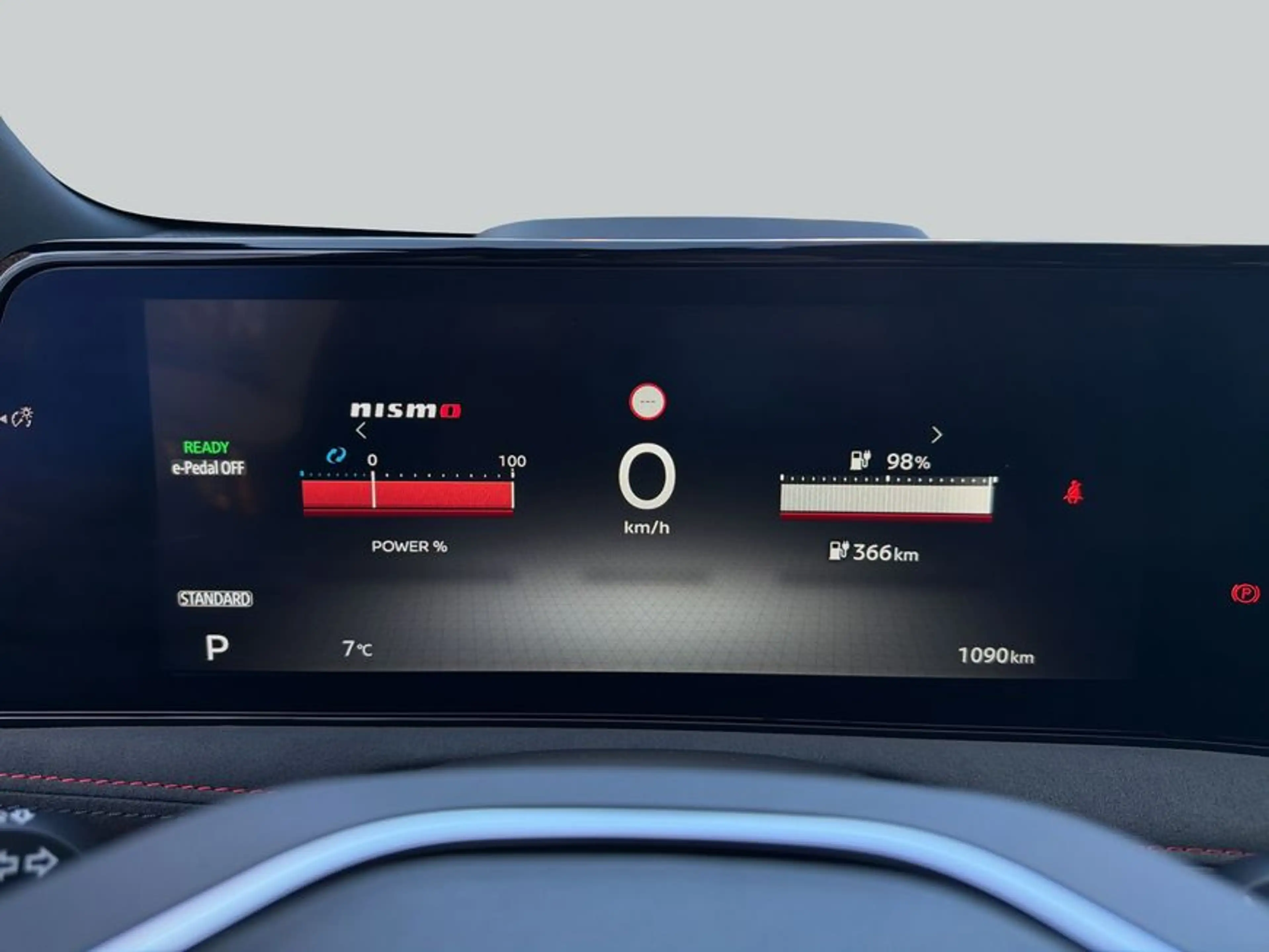 Nissan Ariya 87 kWh e-4ORCE AWD Nismo LED+NAVI+360 — photo 14